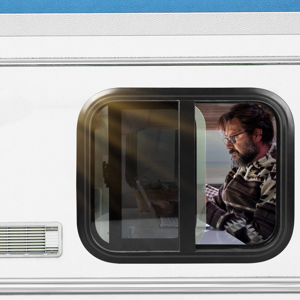 manan-caravan-sliding-window-motorhome-1975420485961388038