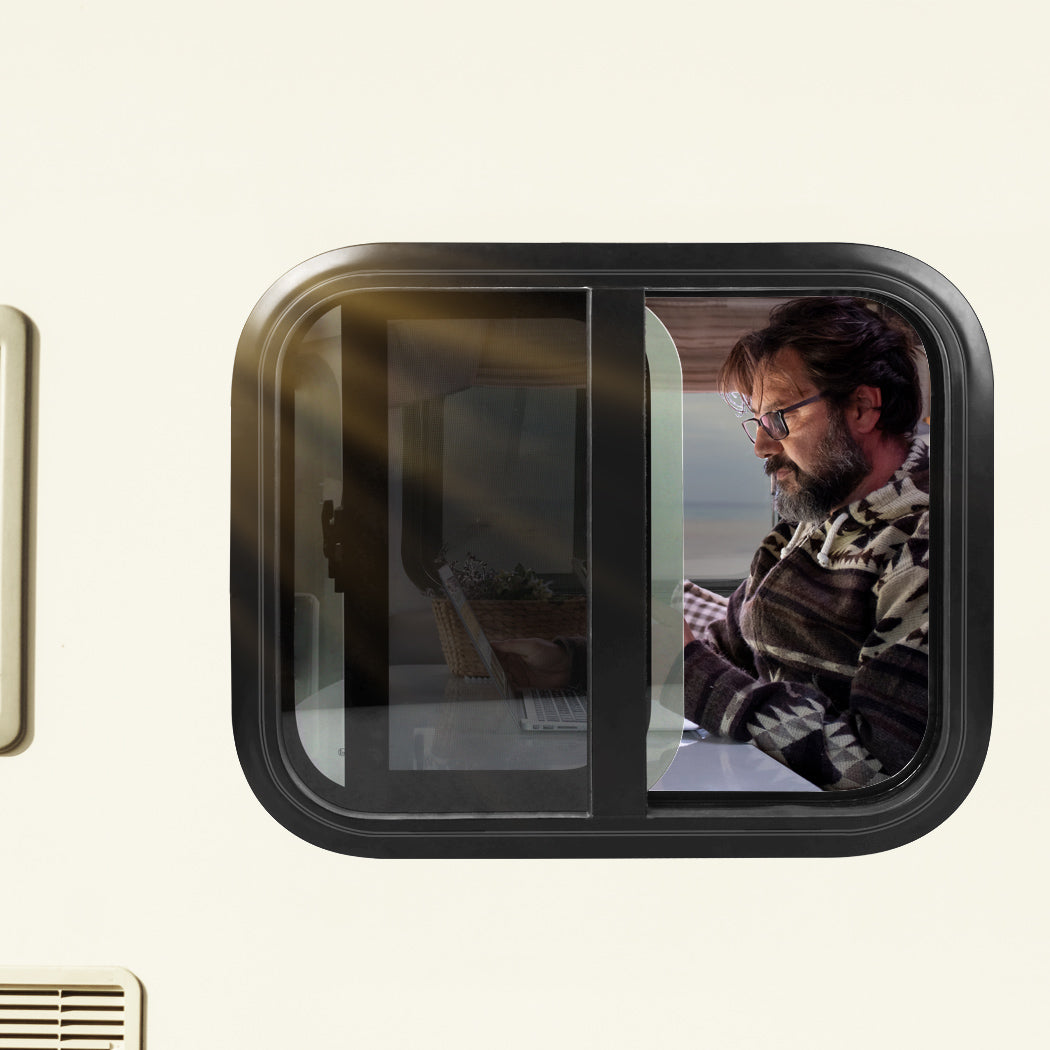 manan-caravan-sliding-window-motorhome-1975420485961388039