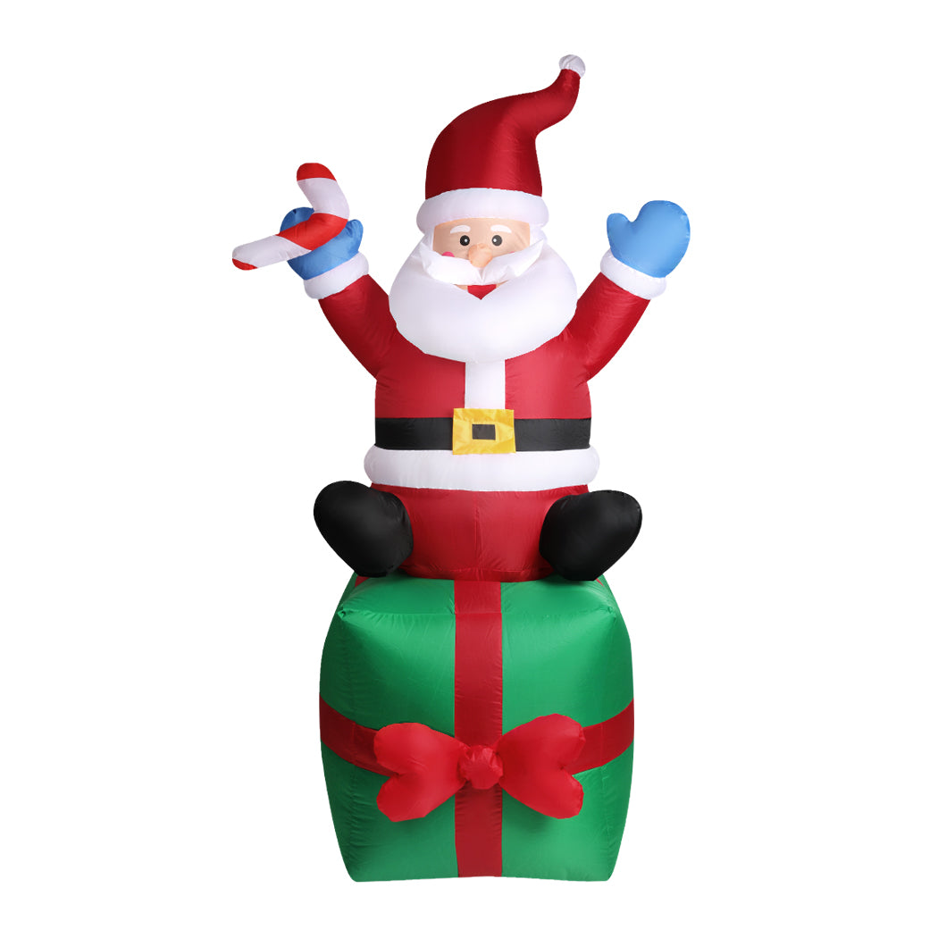 santaco-inflatable-christmas-outdoor-1973194090409496576